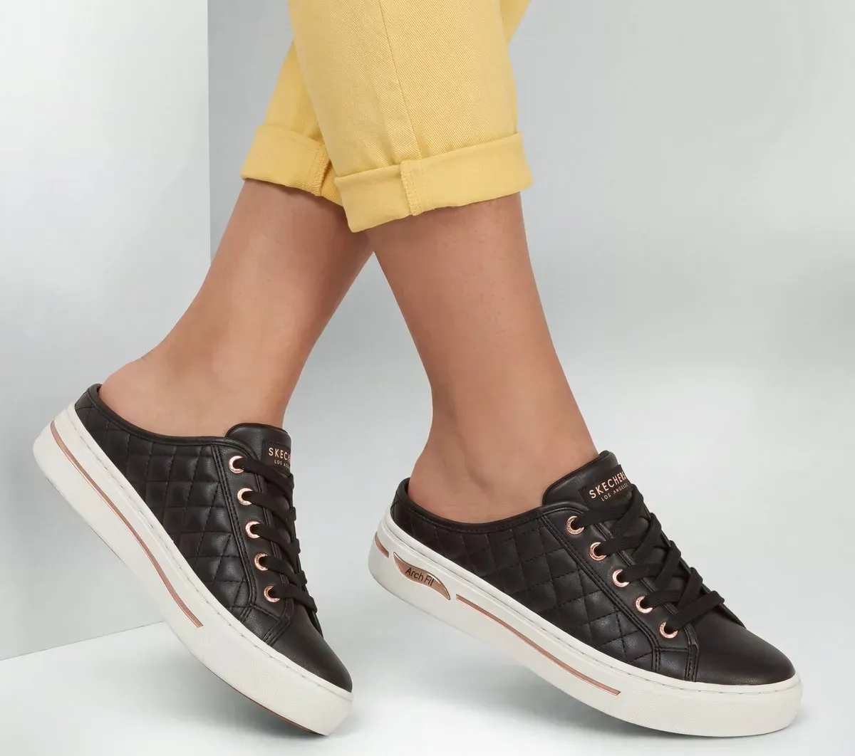 Skechers Arch Fit Arcade – Cozy Fit Snuggle Steps 64549193