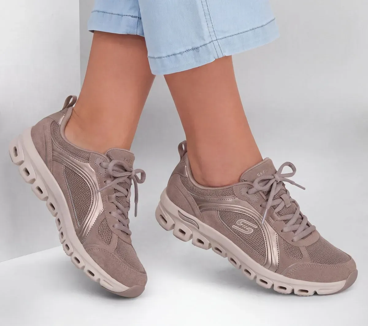 Skechers Arch Fit Glide-Step Elevate – Faun 83768687