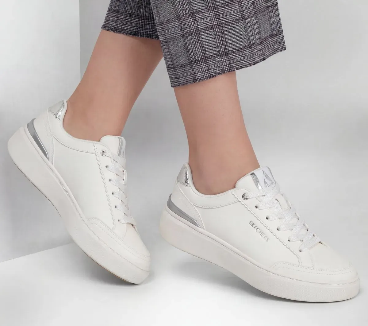 Skechers Central – Everyday Icon 93143378