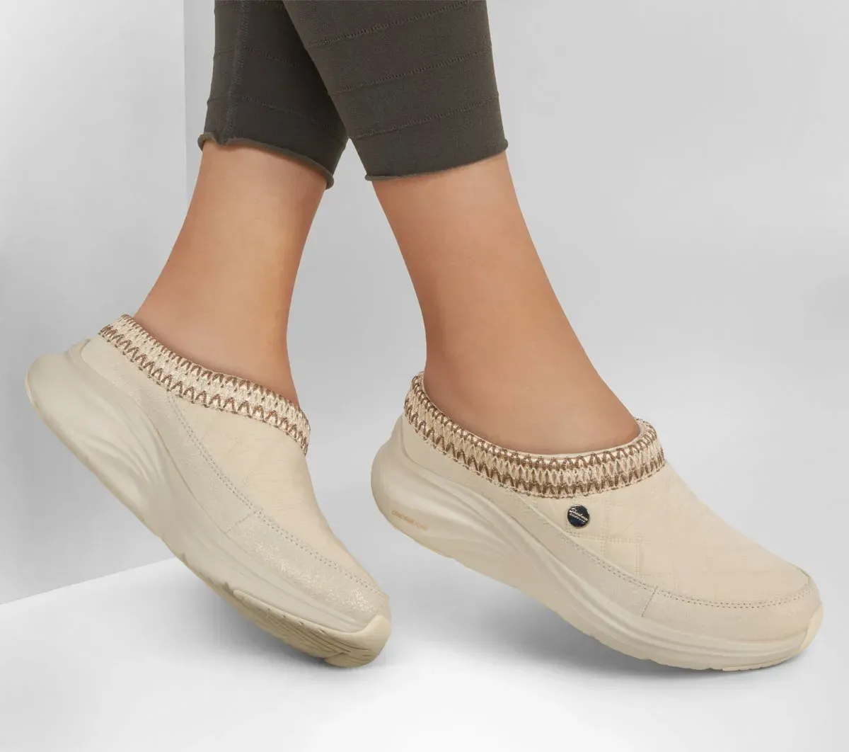 Skechers Contour Foam Boot – Cozy Fit Cascade 26441522