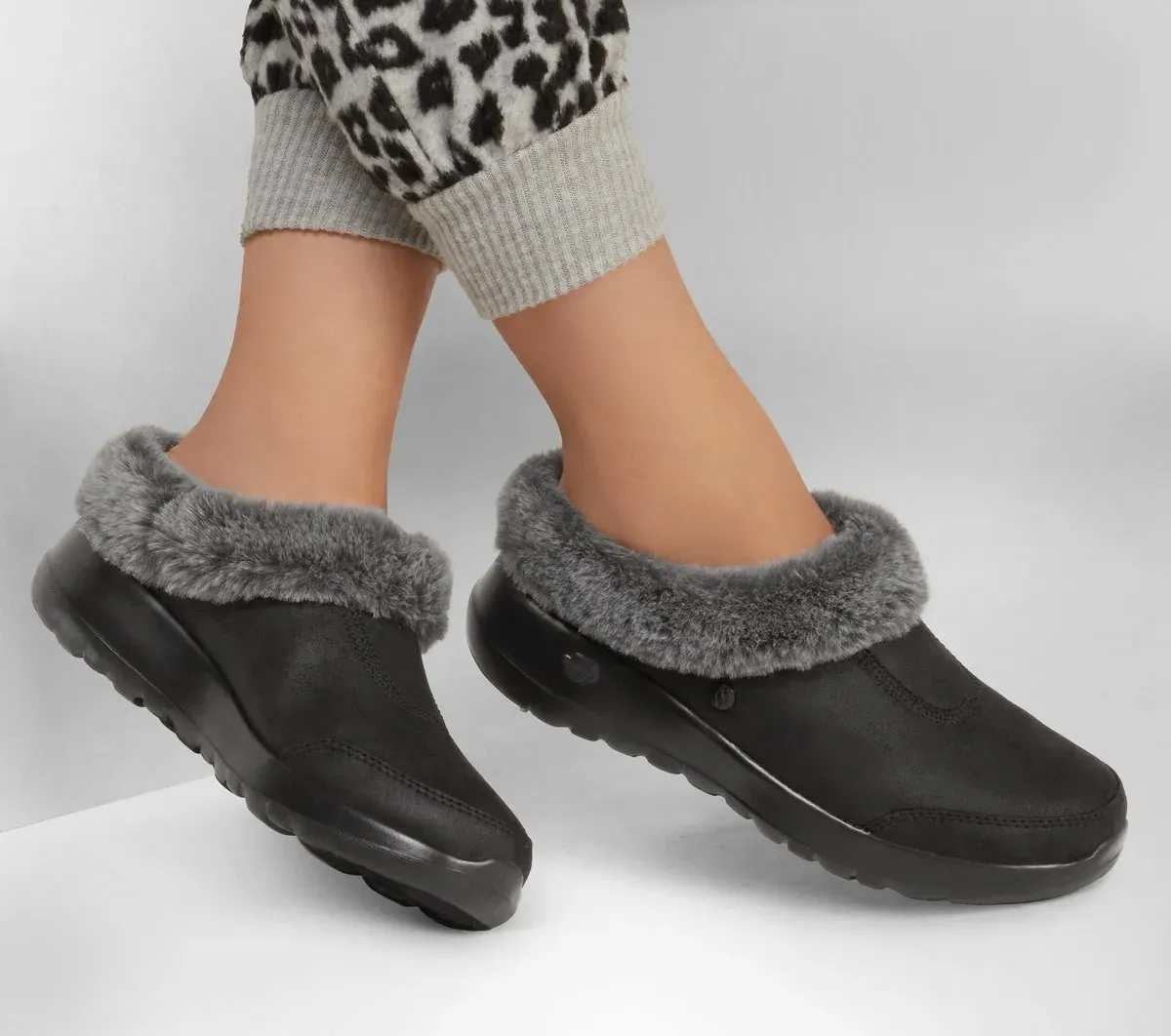 Skechers GO LOUNGE: On-The-GO Joy – Gratify 67723767