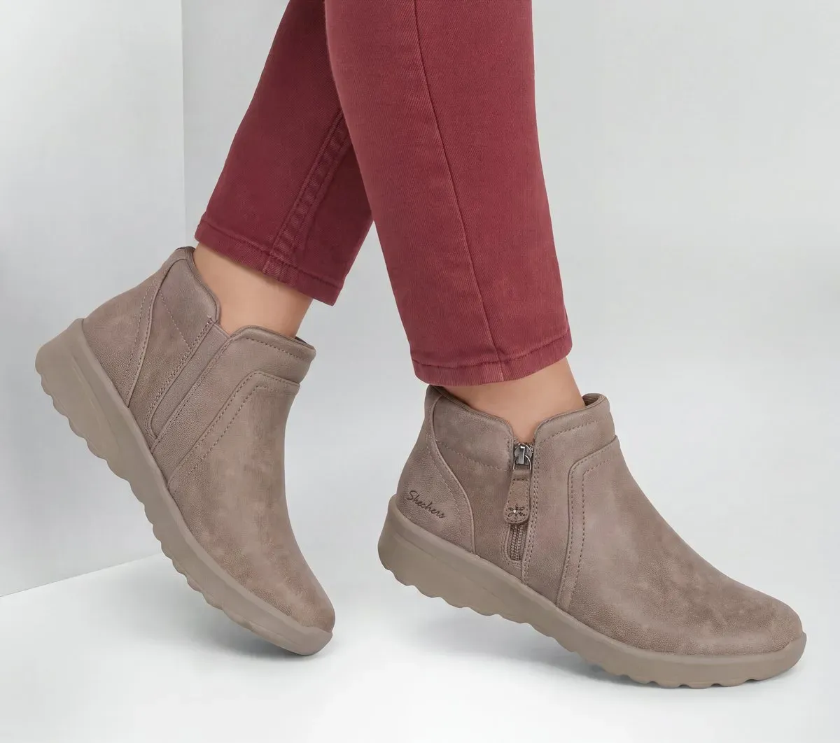 Skechers Relaxed Fit: Lovely Vibe – Forever Mine 57575986