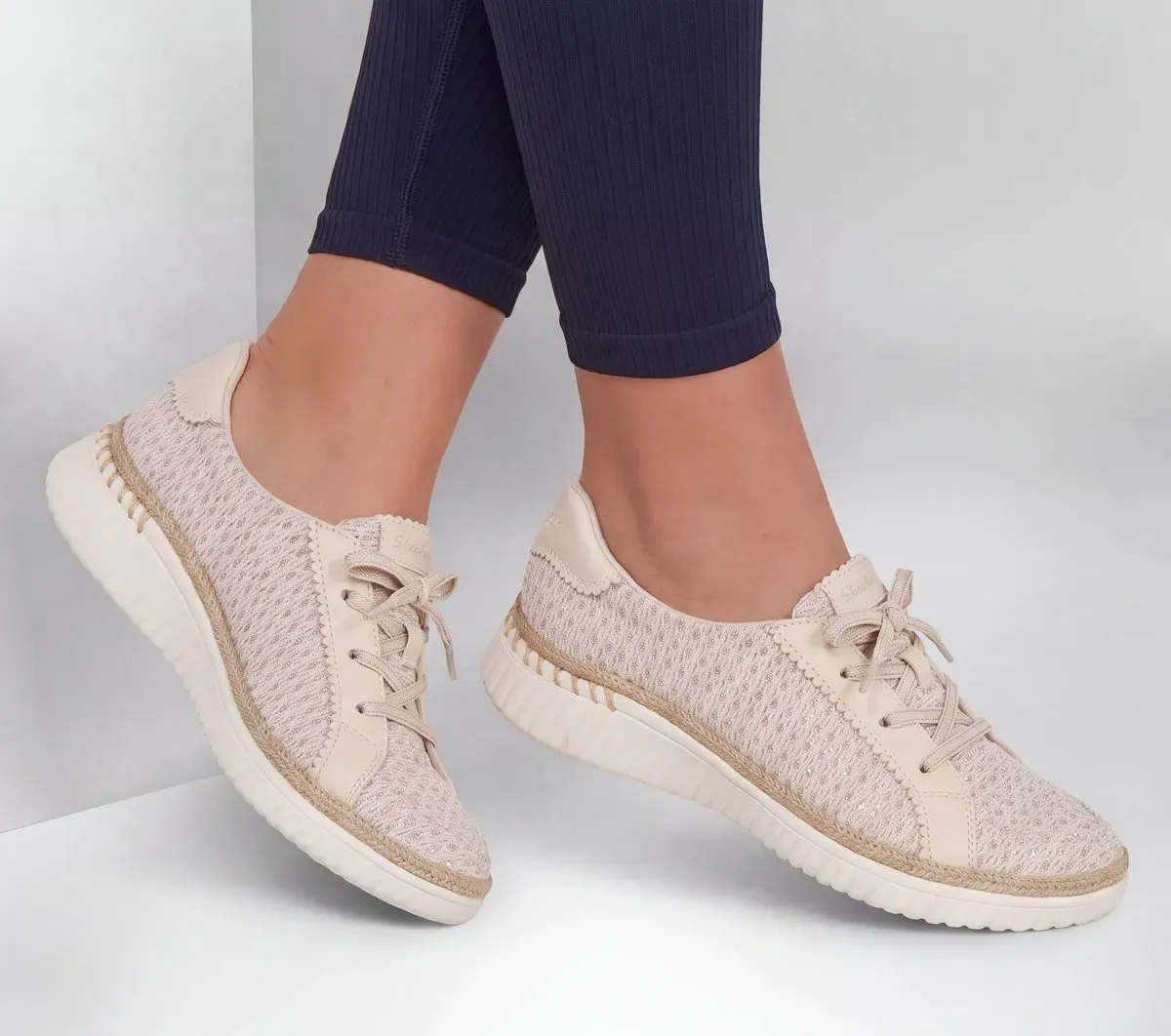 Skechers Ventura Blvd 77763555